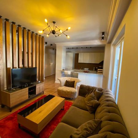 Mel'S Place Tirana Kültér fotó