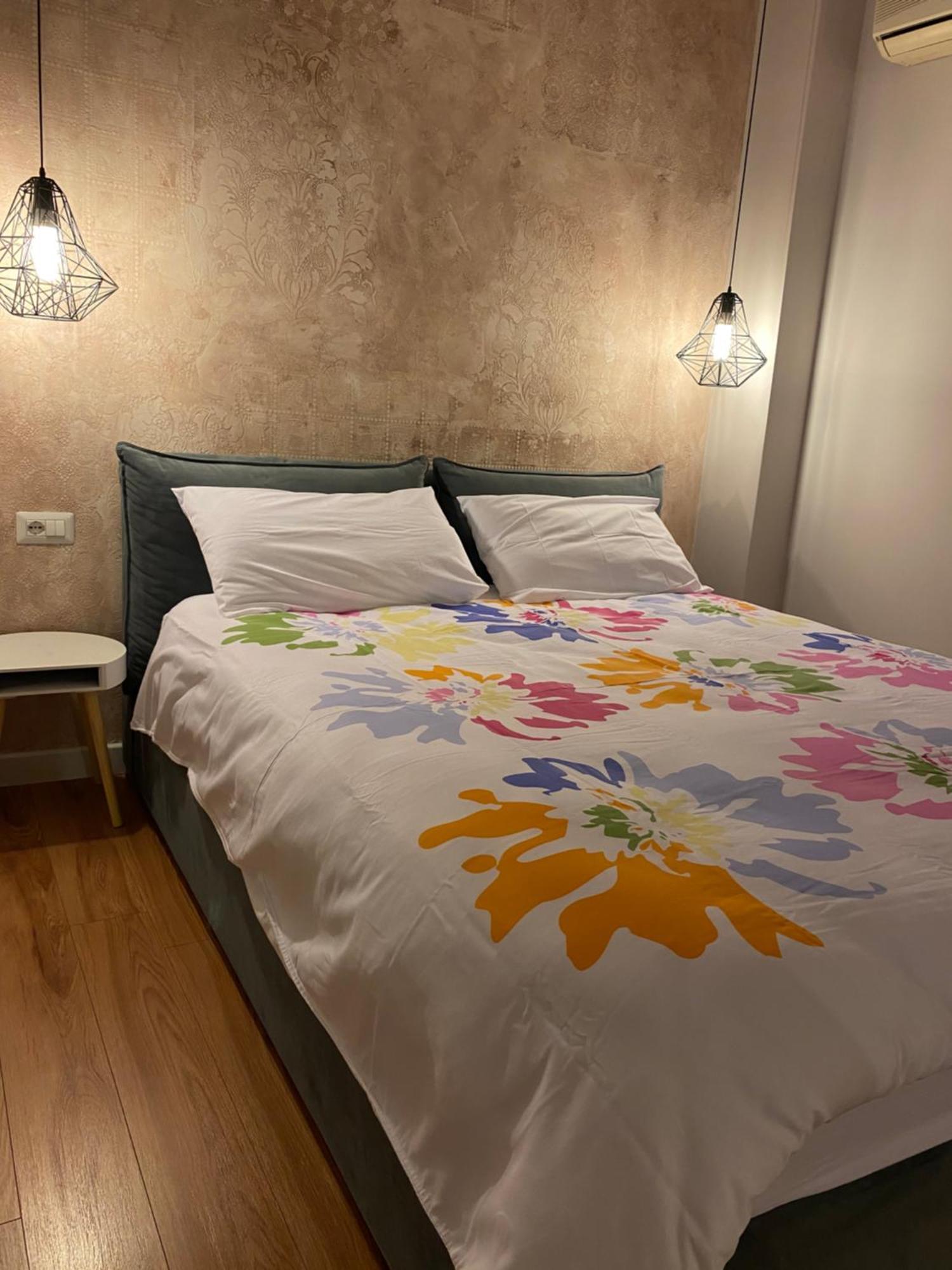 Mel'S Place Tirana Kültér fotó